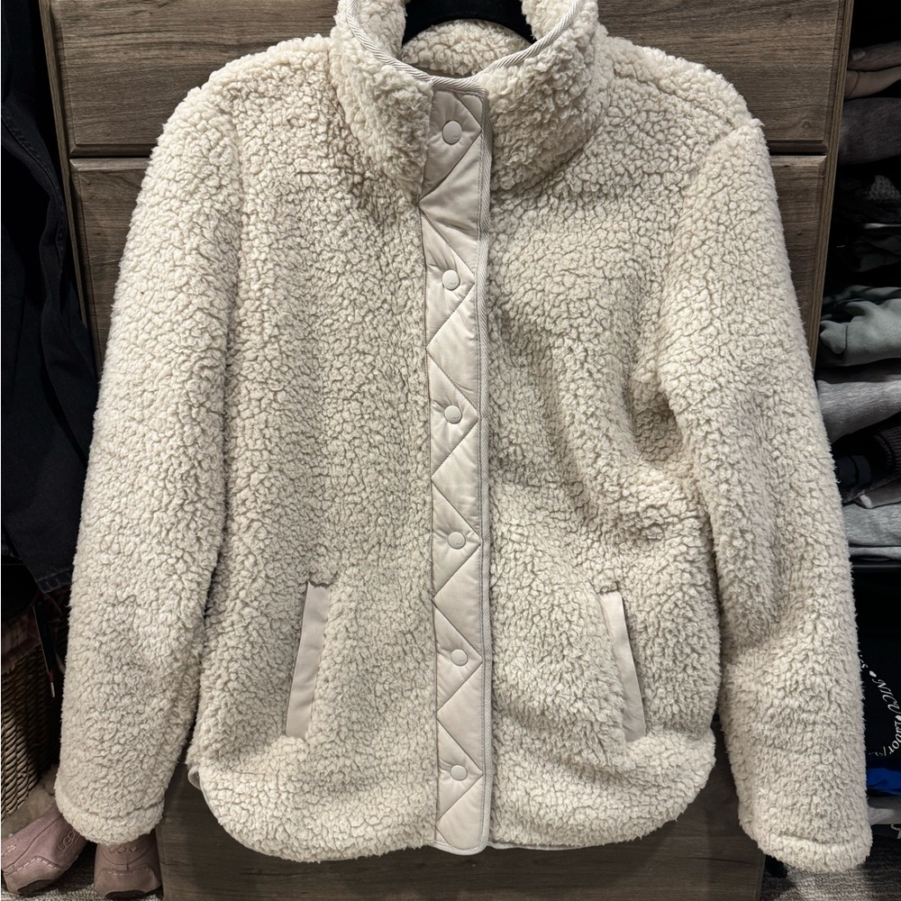 Abercombie Cream Teddy Sherpa Jacket - Picture 6 of 6